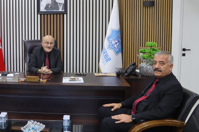 Başkan Bayındır’dan Halk Eğitim Müdürüne Ziyaret